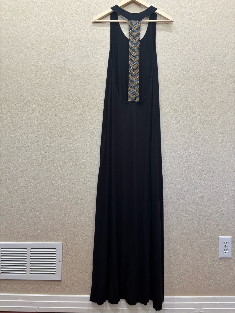 Sleeveless Black Maxi Dress with Beaded Back Detail - Picture 3 of 11